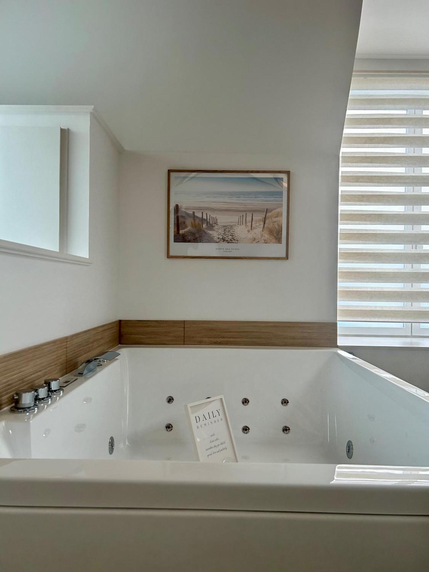 La Suite Nature Jacuzzi Au Coeur Du Chateau De Boissettes Exterior photo